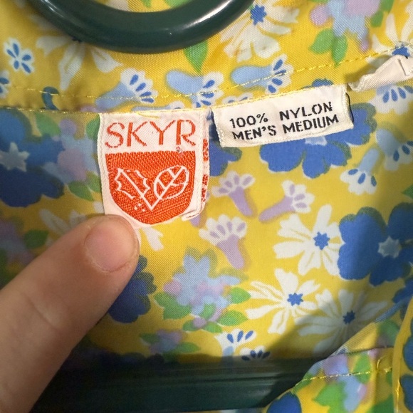 Vintage 70s Skyr by Scandia Trading Co Nylon Floral Button Down Shirt Men’s M - Picture 2 of 6